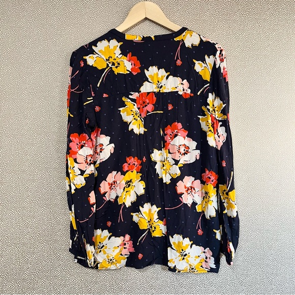M Old Navy Swing Floral Top - Picture 5 of 9